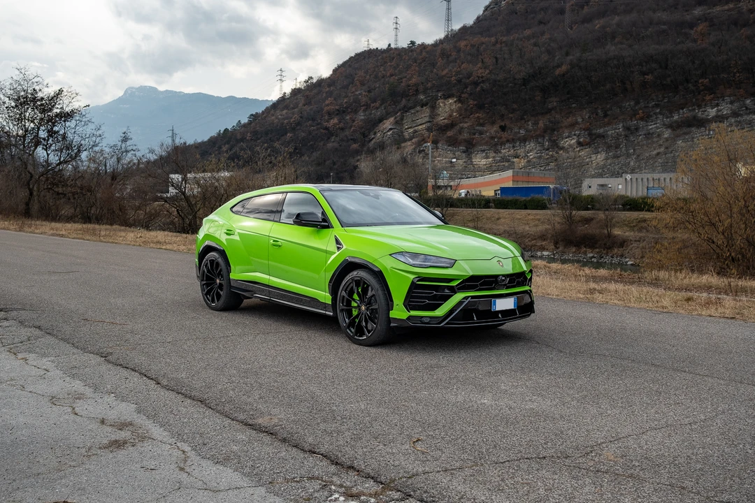 2021 Lamborghini Urus - Image 3 of 31
