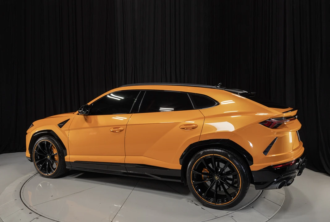 2021 Lamborghini Urus - Image 7 of 31