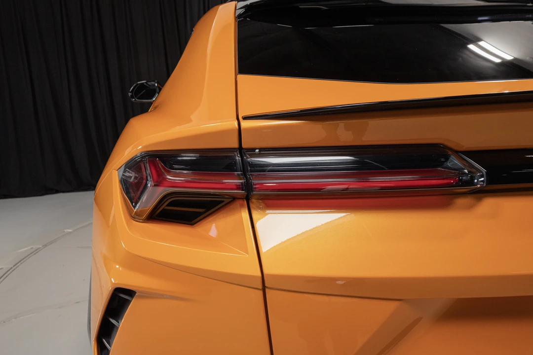 2021 Lamborghini Urus - Image 29 of 31