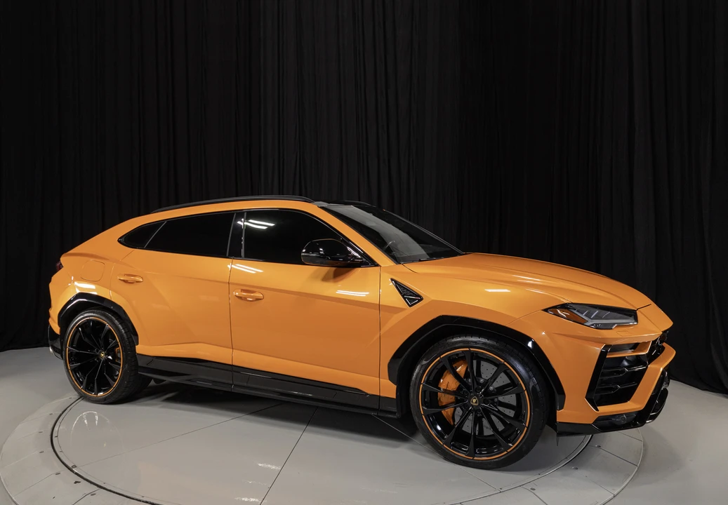 2021 Lamborghini Urus - Image 17 of 31