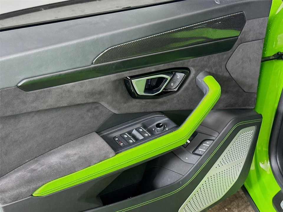 2021 Lamborghini Urus - Image 11 of 14