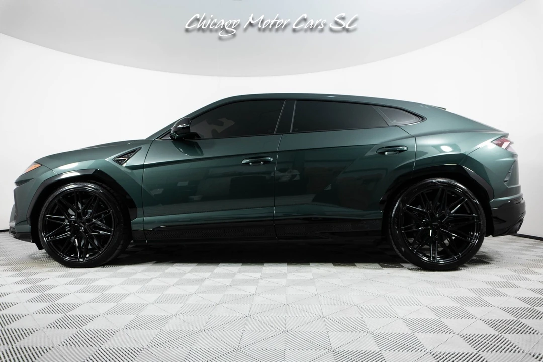 2021 Lamborghini Urus - Image 3 of 31