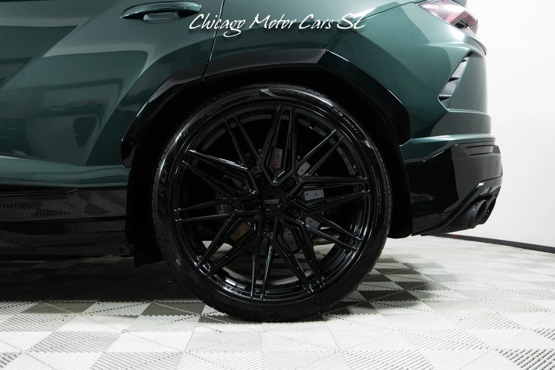 2021 Lamborghini Urus - Image 4 of 31