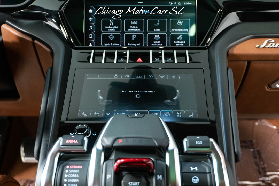 2021 Lamborghini Urus - Image 25 of 31