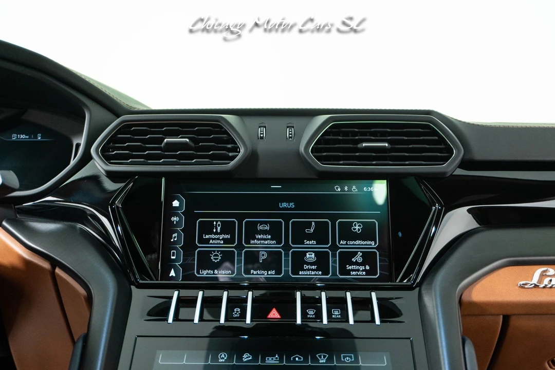 2021 Lamborghini Urus - Image 24 of 31