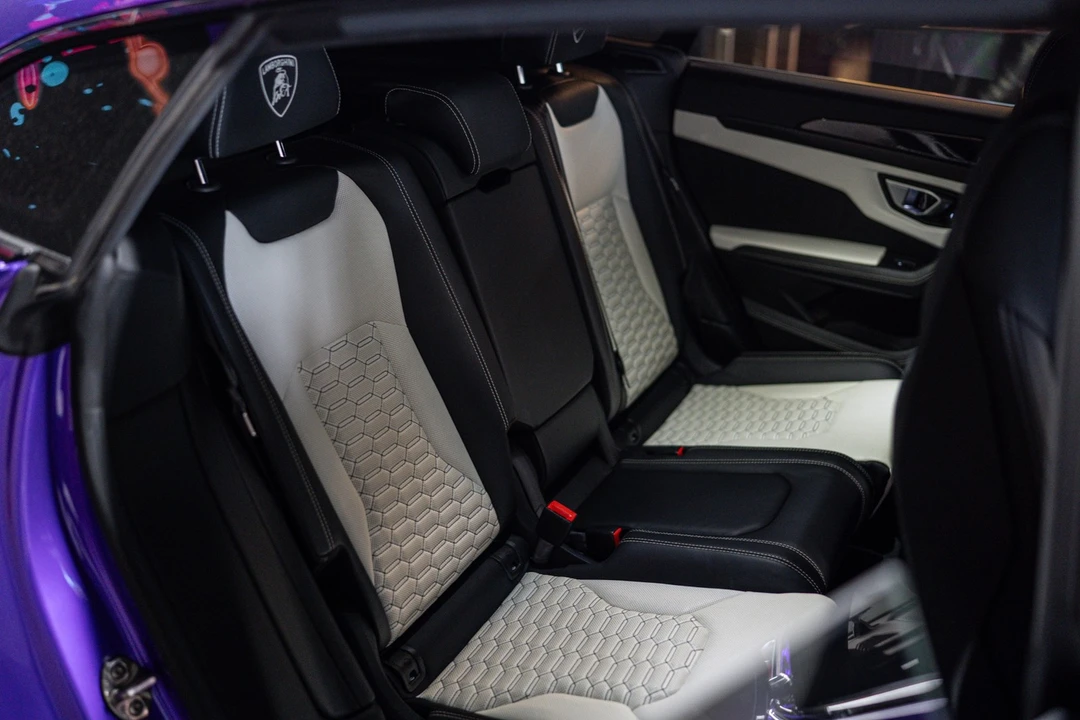 2021 Lamborghini Urus - Image 23 of 26