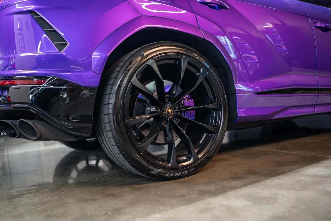 2021 Lamborghini Urus - Image 13 of 26