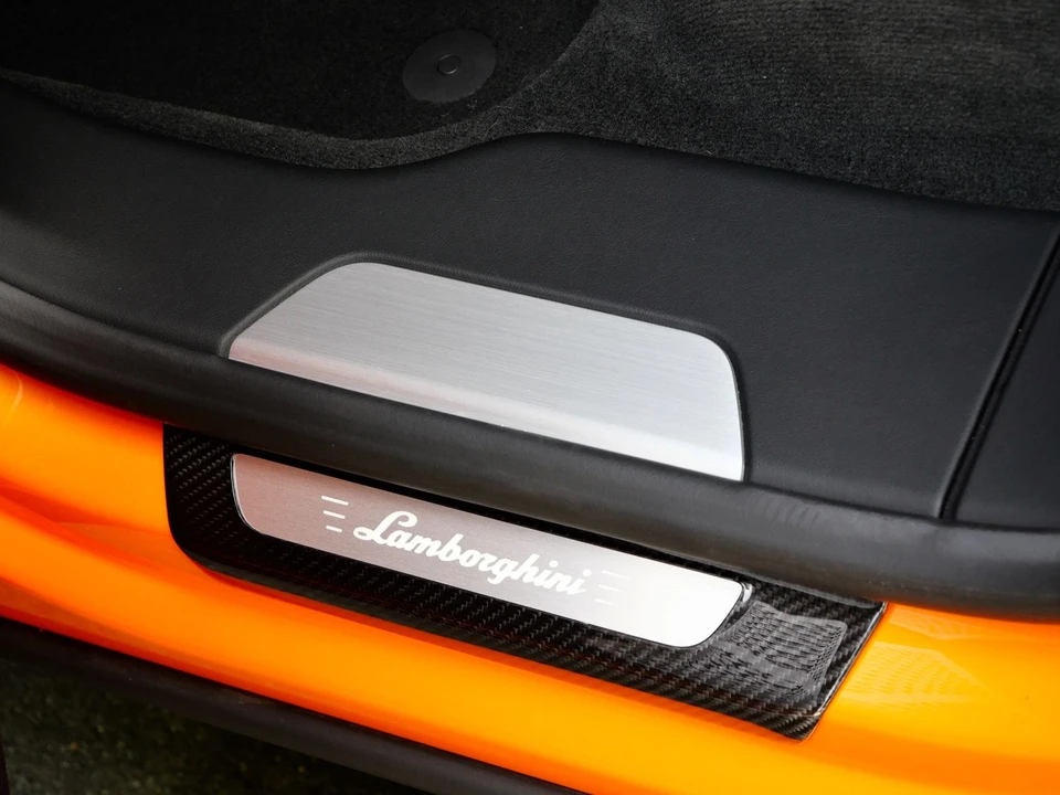 2021 Lamborghini Urus - Image 20 of 27
