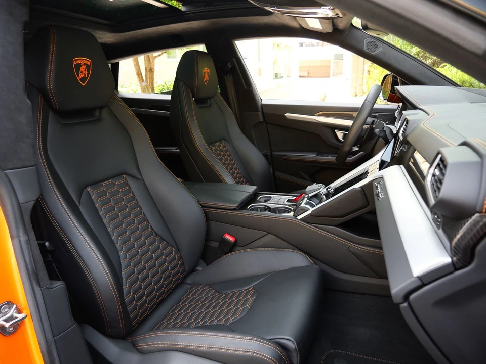 2021 Lamborghini Urus - Image 8 of 27