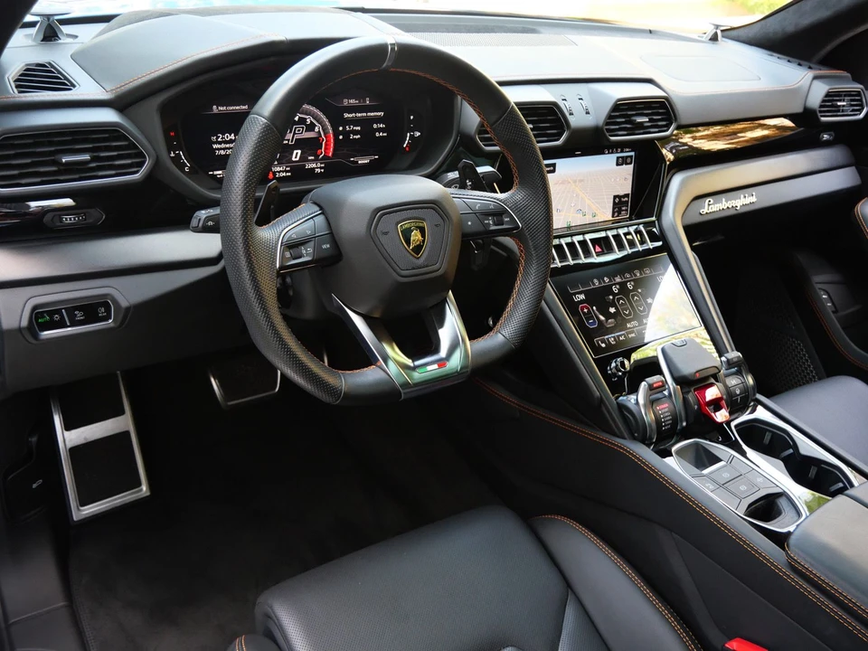 2021 Lamborghini Urus - Image 13 of 27
