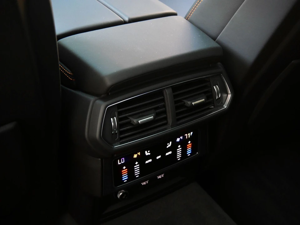 2021 Lamborghini Urus - Image 22 of 27