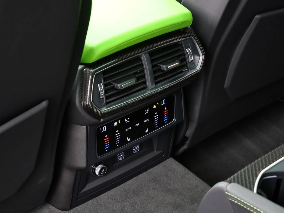 2021 Lamborghini Urus - Image 31 of 31
