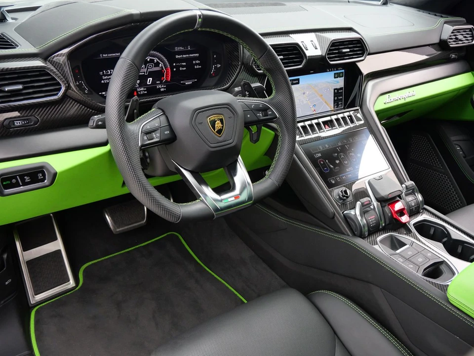 2021 Lamborghini Urus - Image 19 of 31