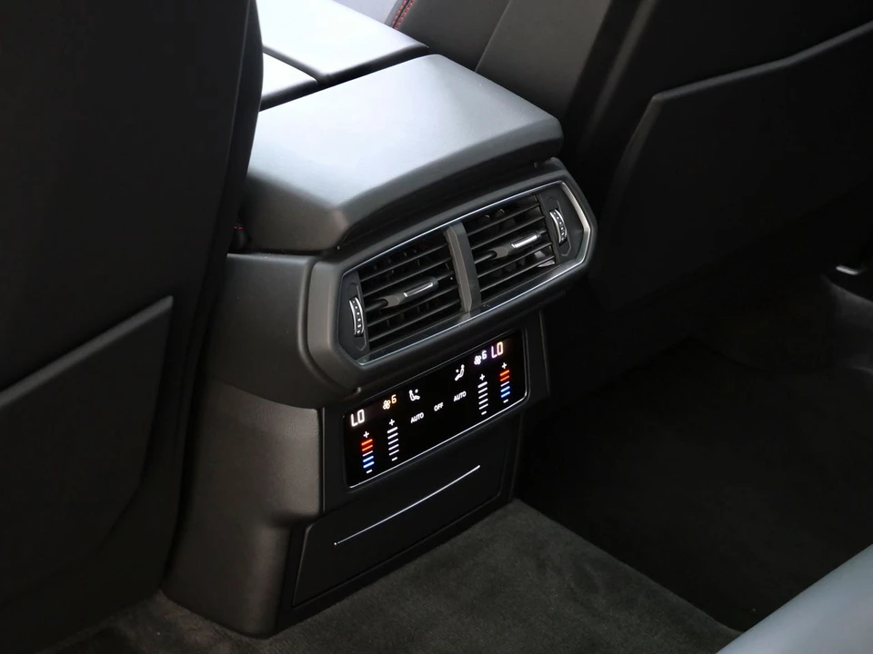 2021 Lamborghini Urus - Image 22 of 27