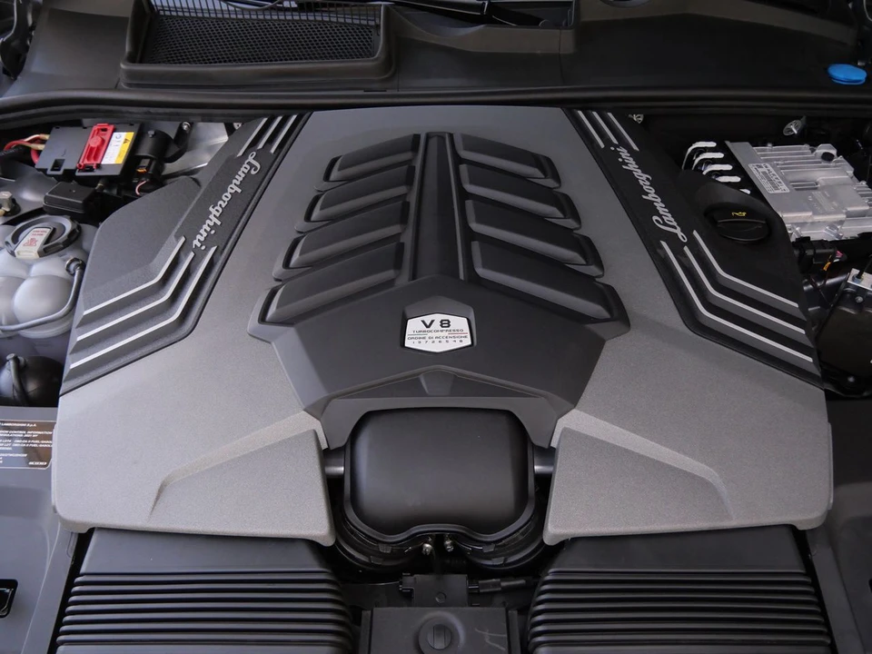 2021 Lamborghini Urus - Image 26 of 27