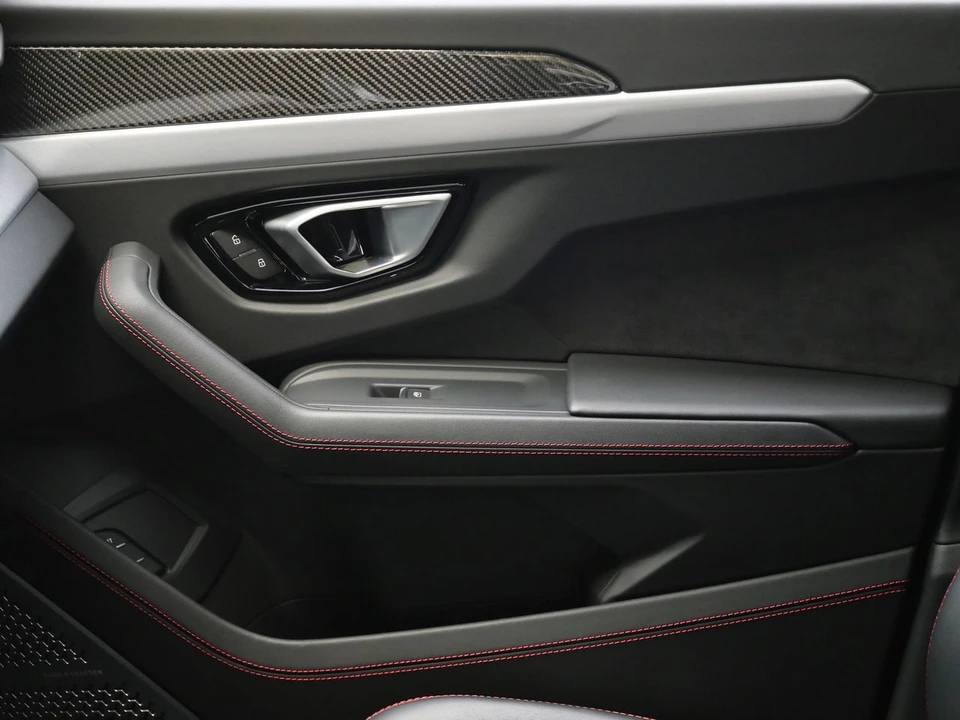 2021 Lamborghini Urus - Image 16 of 27
