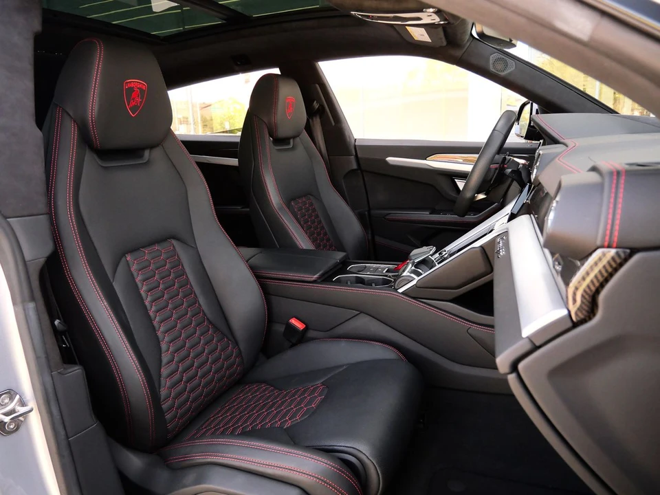 2021 Lamborghini Urus - Image 8 of 27
