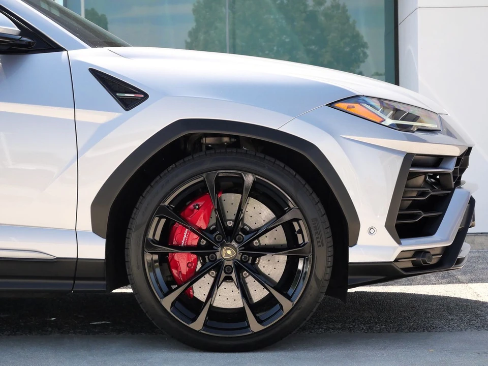 2021 Lamborghini Urus - Image 9 of 27