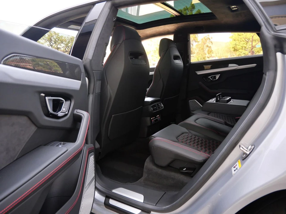 2021 Lamborghini Urus - Image 21 of 27