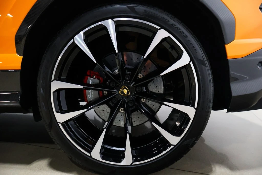2021 Lamborghini Urus - Image 20 of 24