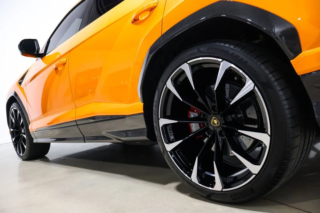 2021 Lamborghini Urus - Image 19 of 24