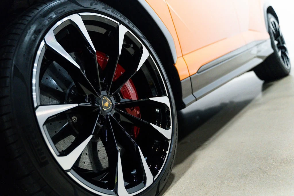 2021 Lamborghini Urus - Image 8 of 24
