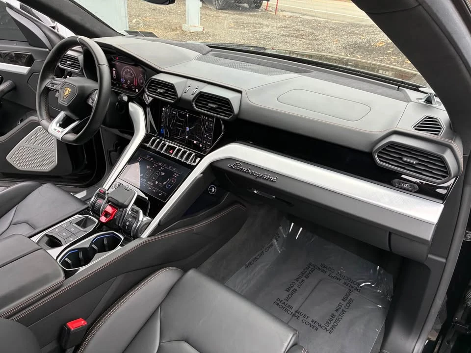 2021 Lamborghini Urus - Image 11 of 20