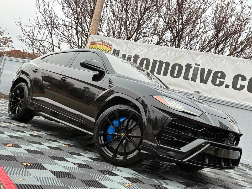 2021 Lamborghini Urus - Image 2 of 20