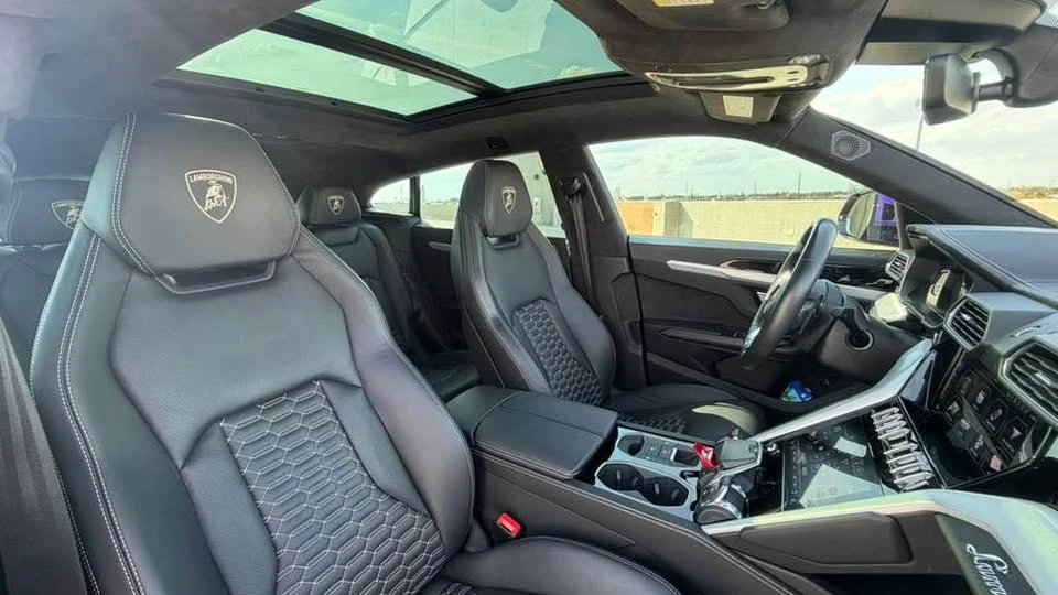 2021 Lamborghini Urus - Image 13 of 14