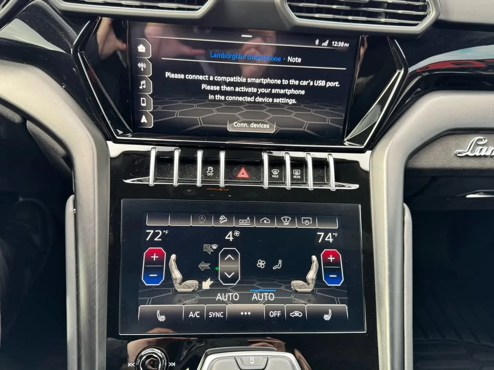 2021 Lamborghini - Image 6 of 9
