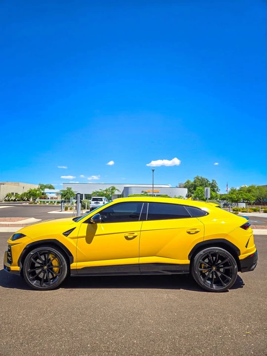 2021 Lamborghini Urus - Image 6 of 14