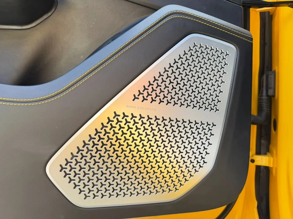 2021 Lamborghini Urus - Image 6 of 11