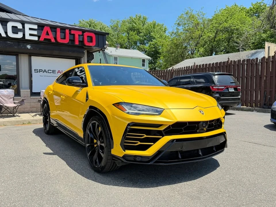 2021 Lamborghini Urus - Image 3 of 11