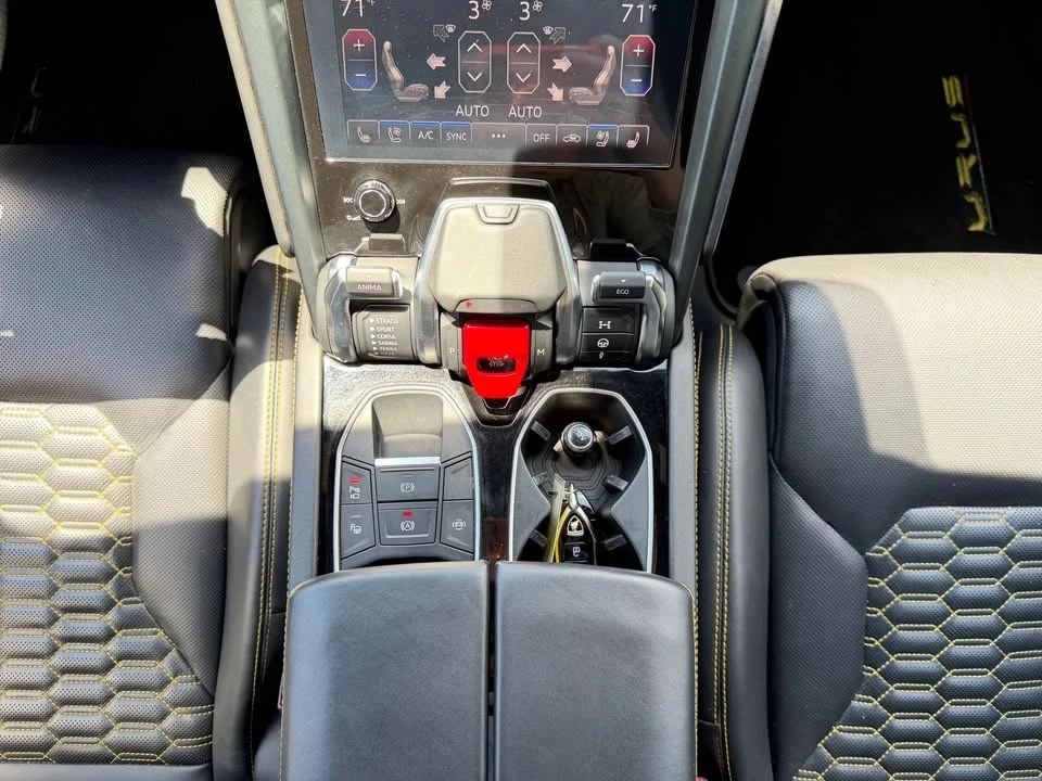 2021 Lamborghini Urus - Image 11 of 11