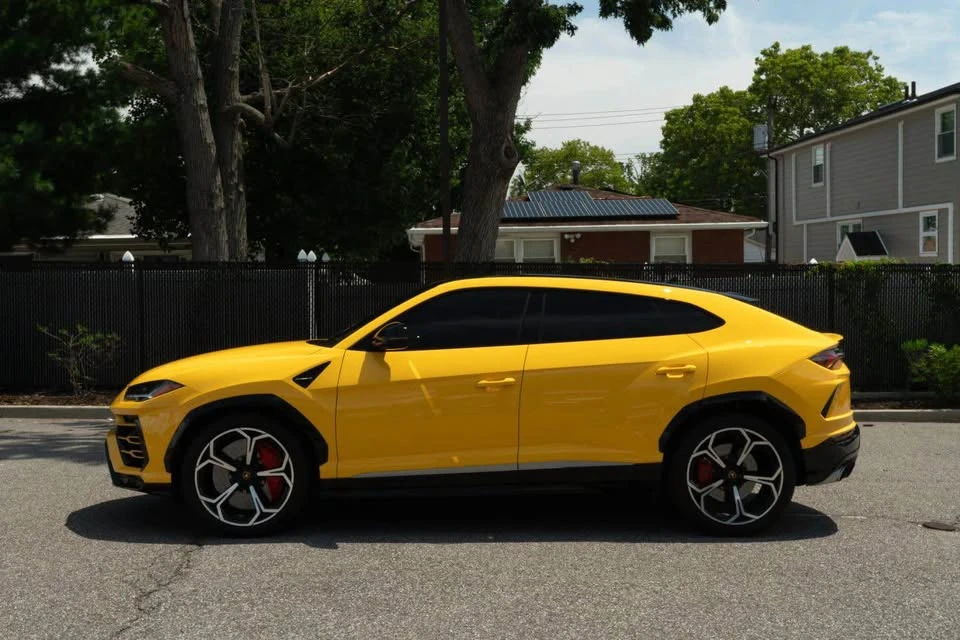 2021 Lamborghini Urus - Image 4 of 12