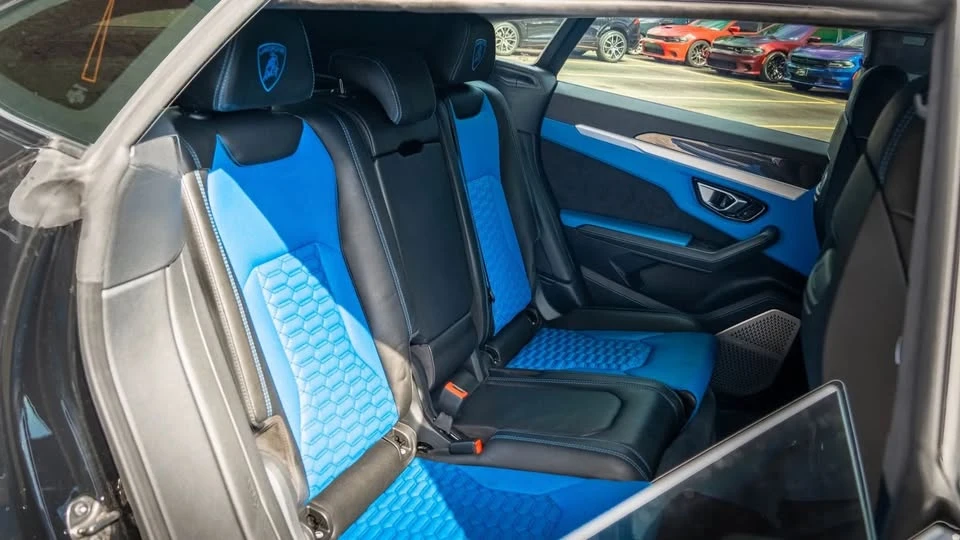 2021 Lamborghini Urus - Image 17 of 20