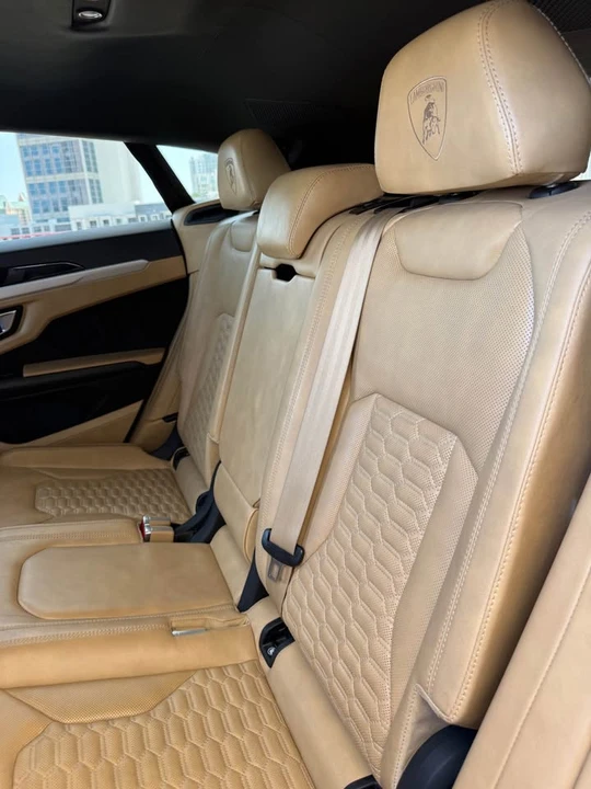 2021 Lamborghini Urus - Image 6 of 15