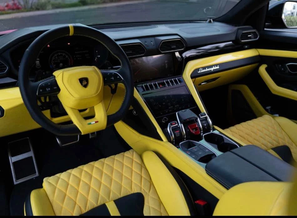 2021 Lamborghini Urus - Image 6 of 8