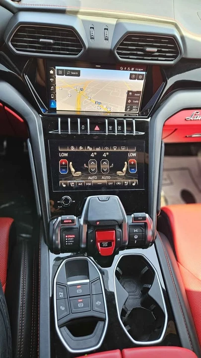 2021 Lamborghini Urus - Image 16 of 20