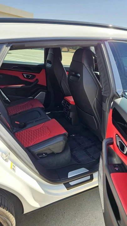 2021 Lamborghini Urus - Image 10 of 20