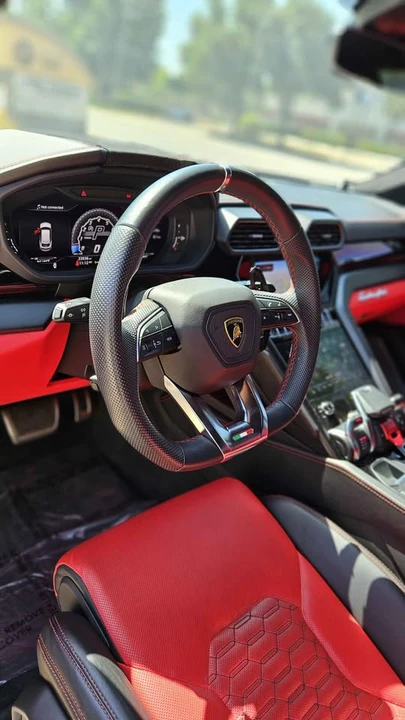 2021 Lamborghini Urus - Image 11 of 20