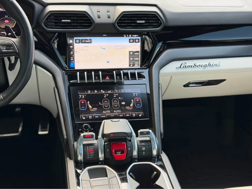 2021 Lamborghini Urus - Image 17 of 20