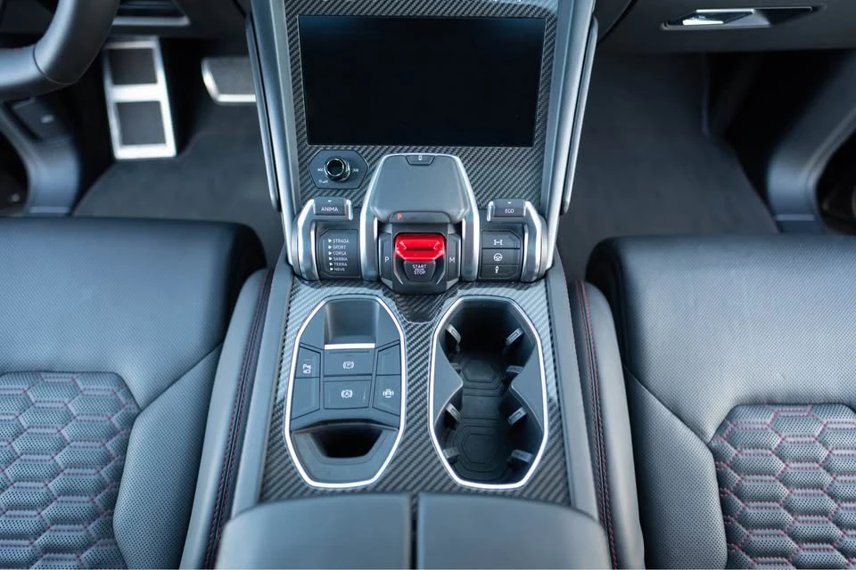 2021 Lamborghini Urus - Image 17 of 20