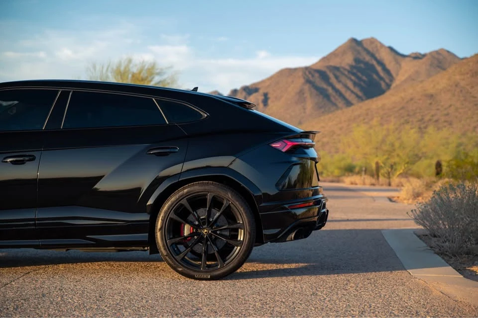 2021 Lamborghini Urus - Image 6 of 20