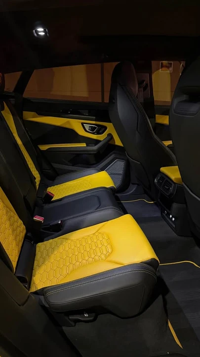 2021 Lamborghini Urus - Image 15 of 18