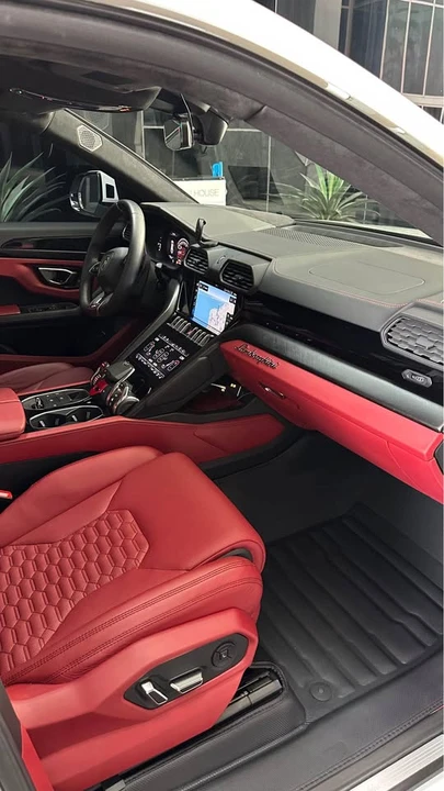 2021 Lamborghini Urus - Image 17 of 19