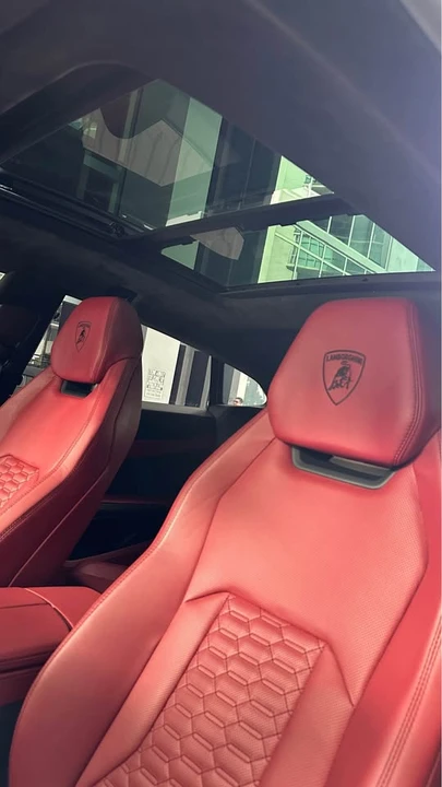 2021 Lamborghini Urus - Image 7 of 19