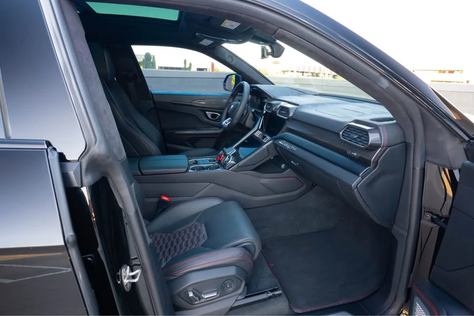 2021 Lamborghini Urus - Image 19 of 20