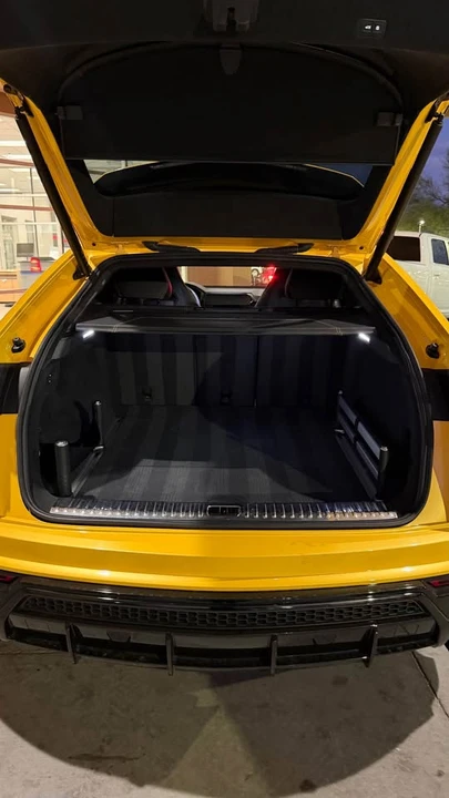 2021 Lamborghini Urus - Image 16 of 18