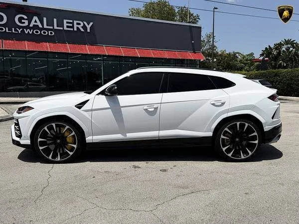 2021 Lamborghini Urus - Image 4 of 12
